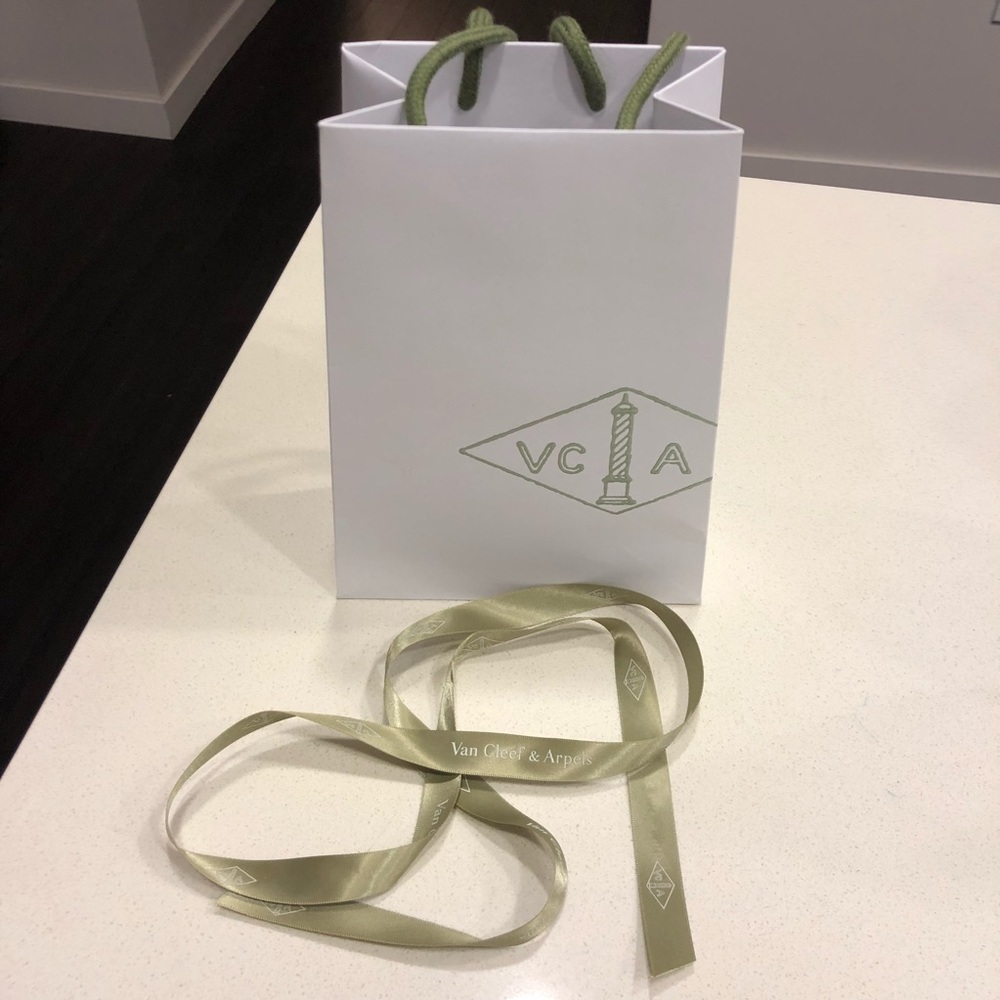 Van Cleef & Arpels Shopping Bag